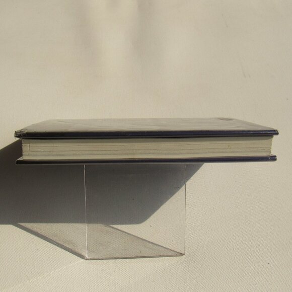 Dream Bender Hardcover Book By Ronald Kidd (Author) Reading age: ‎9 - 12 year - Picture 5 of 10